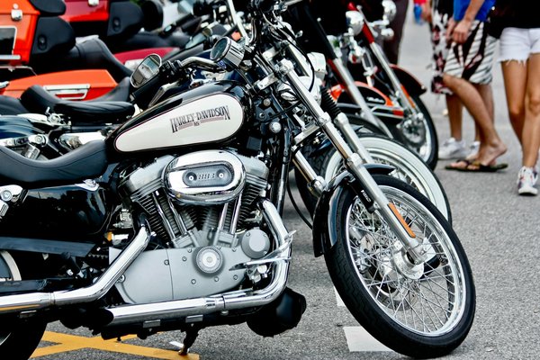 Comment les systèmes de freinage à récupération d'énergie influencent-ils la sécurité des véhicules de tourisme?