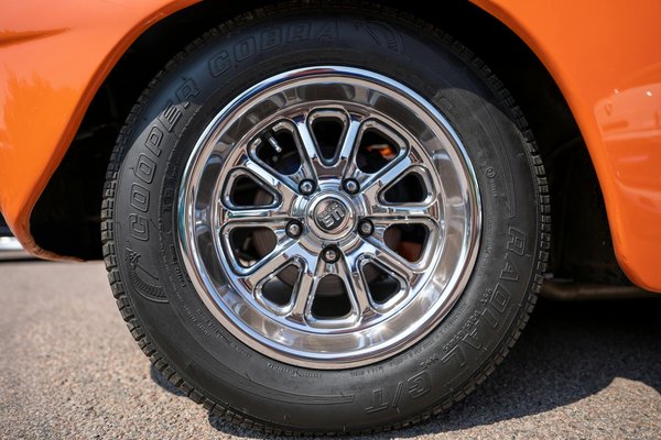 Quels sont les avantages des systèmes d'alerte de changement de file pour les camions de livraison?